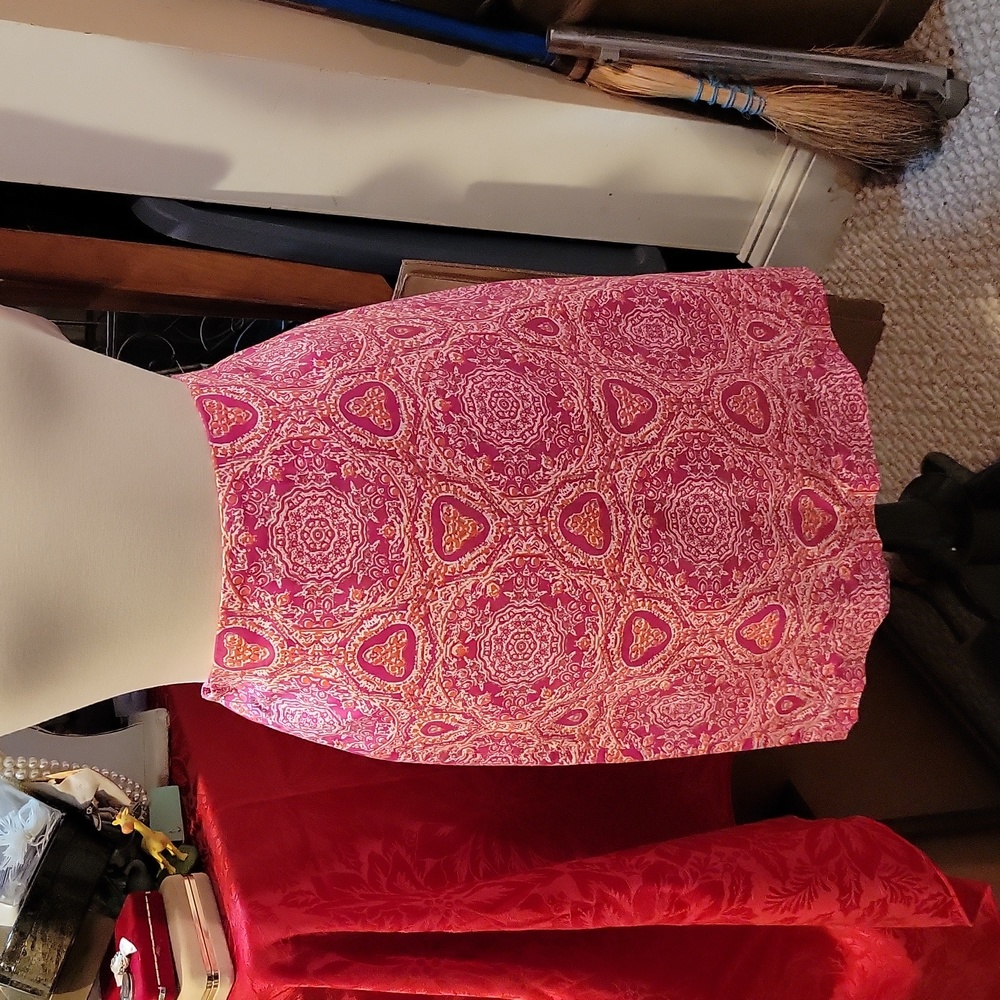 Lord & Taylor pink & orange bold print skirt